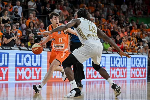 台的理想地 台的理想地